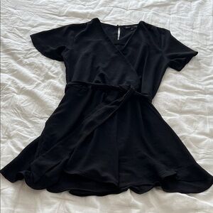 Black short sleeve tie waist romper size medium